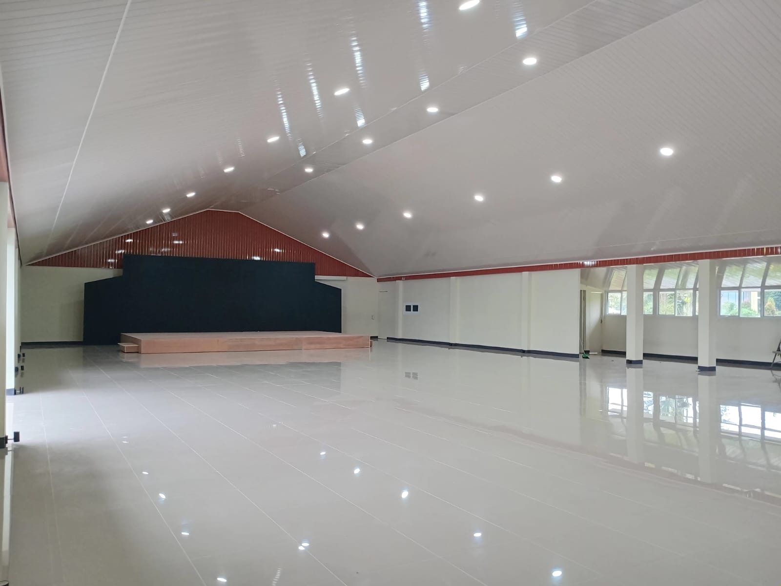 Gedung Serba Guna 8
